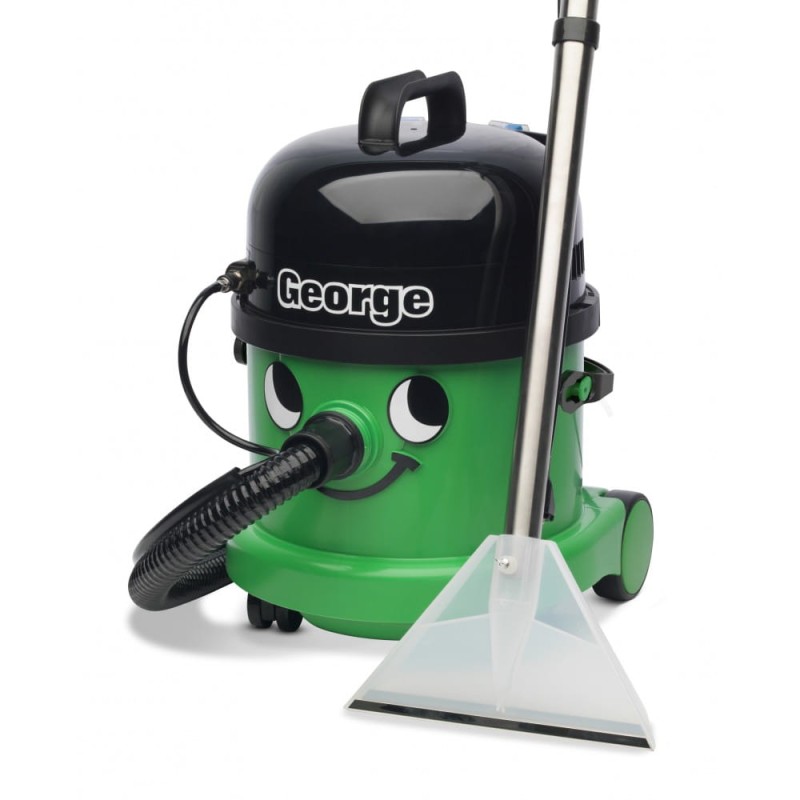 8923