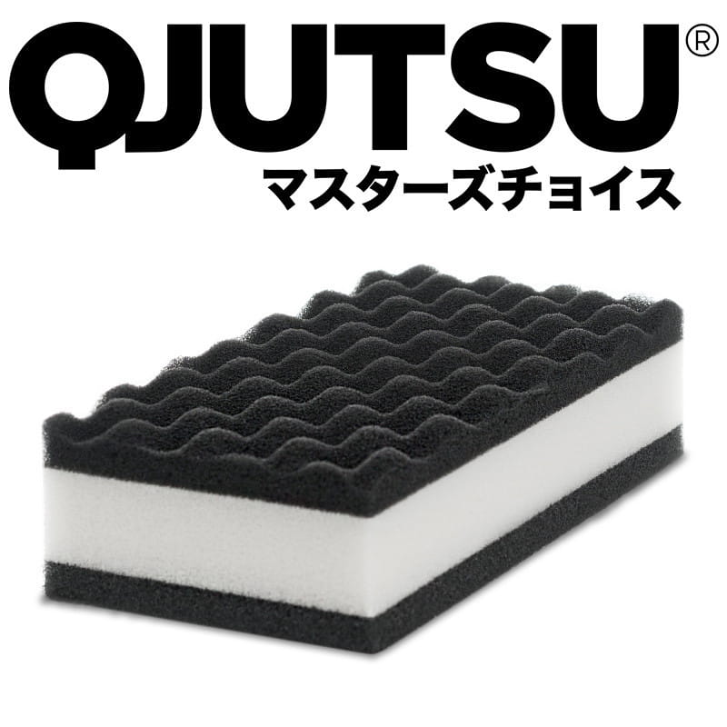 8976