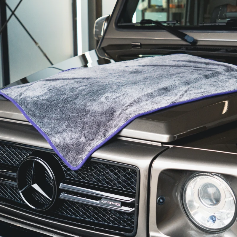 1500x1500_product_media_44001-45000_Monster_Shine_Hyperion_70x90cm_2_600gsm.webp