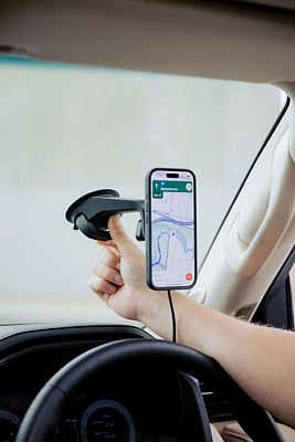 Quad Lock Windscreen / Dash Car Mount V6 – stabilny uchwyt na telefon do auta