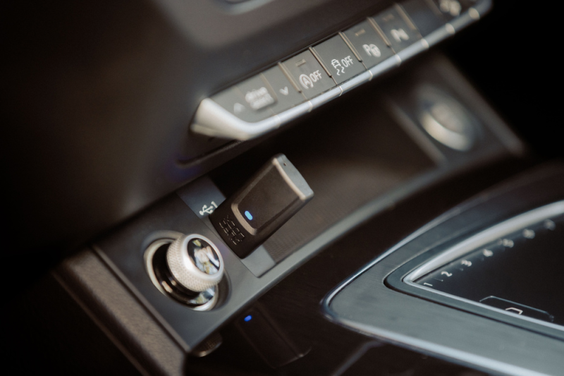 Quad Lock Wireless adapter bezprzewodowego CarPlay / Android Auto