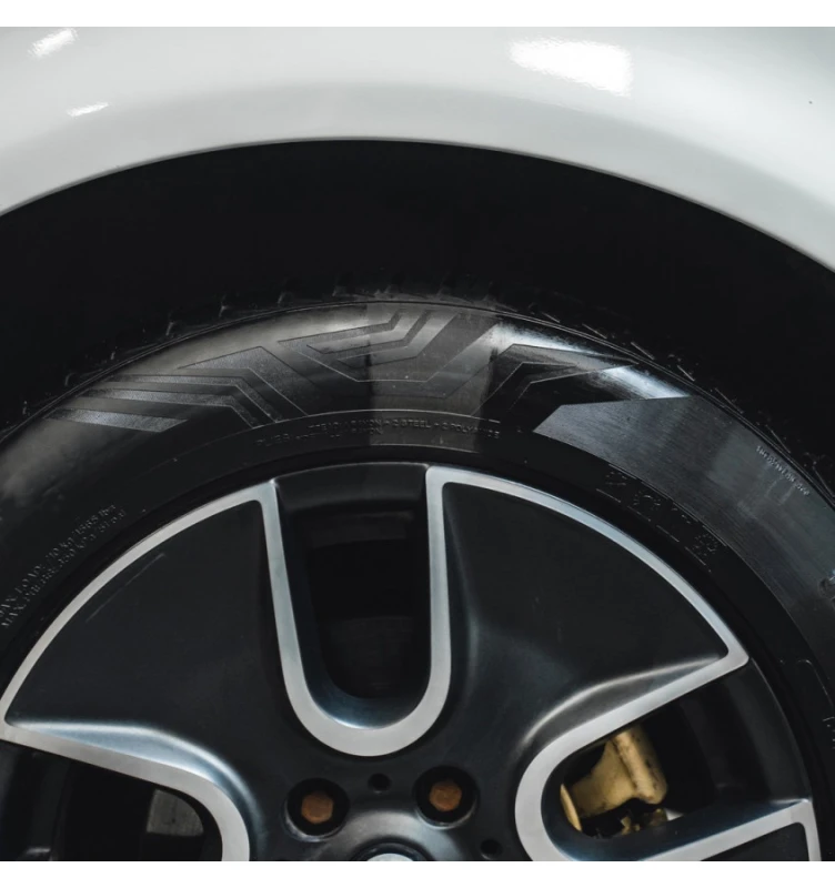 K2 Sigma Pro 1L – dressing do opon efekt mokrej opony, wiśnia