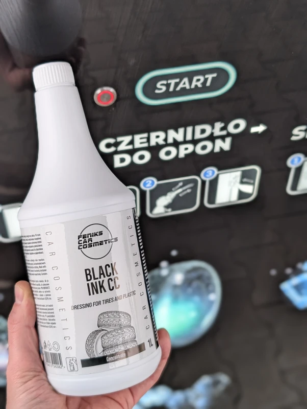 Feniks Black Ink CC 1L – dressing do opon, gumy i plastiku, satyna