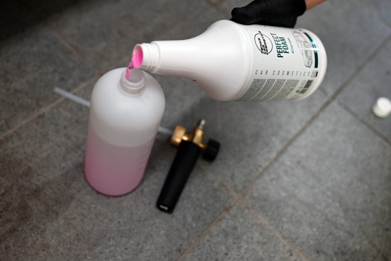 Feniks Perfect Foam 1L – aktywna piana do mycia auta, alkaliczna