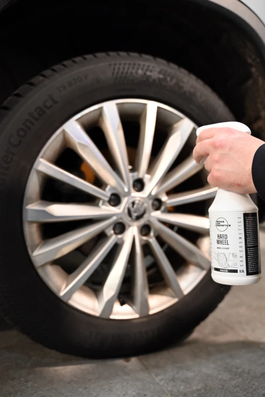Feniks Hard Wheel 1L - Płyn do czyszczenia felg bez kwasów, połysk